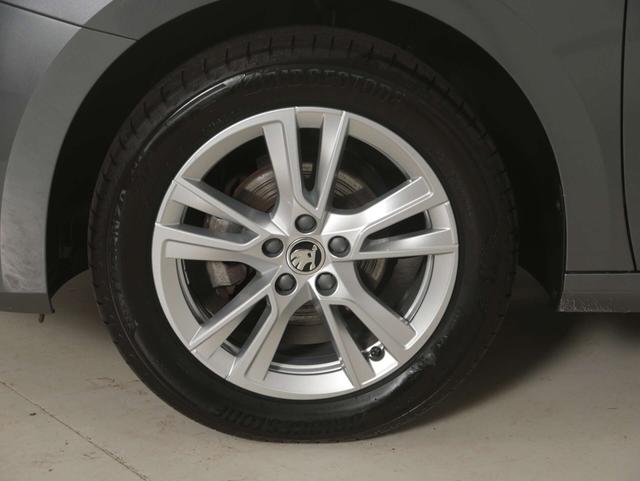 Skoda Fabia 1.0 TSI Essence 