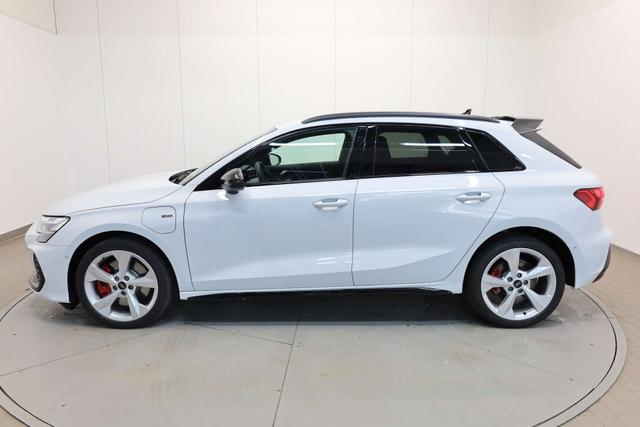 Audi A3 Sportback 45 TFSI e S line 