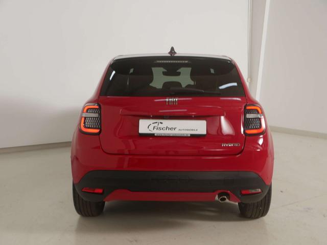 Fiat 600 hybrid 1.2 la Prima 