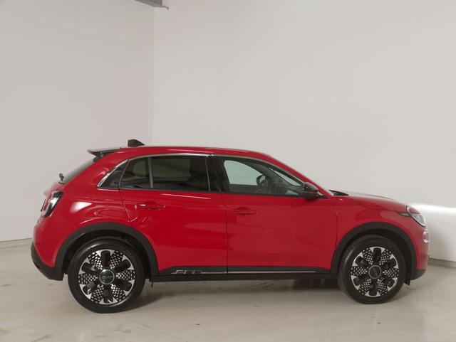 Fiat 600 hybrid 1.2 la Prima 