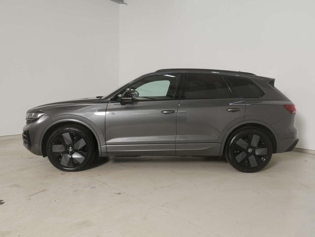 Volkswagen Touareg 3.0 TDI V6 4Motion R-Line Black Style 
