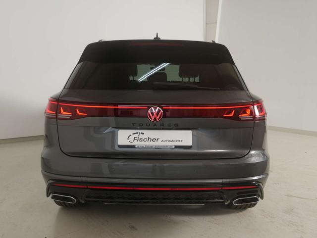 Volkswagen Touareg 3.0 TDI V6 4Motion R-Line Black Style 