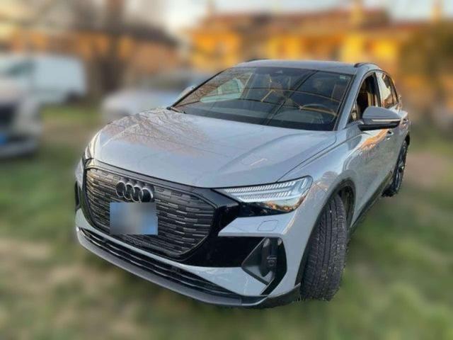 Audi Q4 e-tron - S line