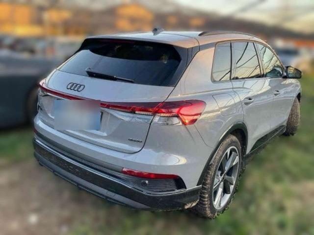 Audi Q4 e-tron S line 