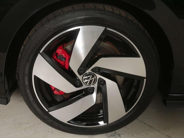 Volkswagen Golf 1 2.0 TSI GTI Black Style 