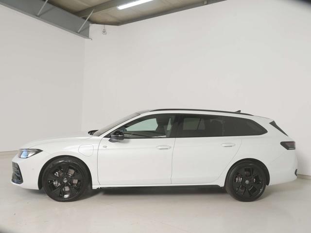 Volkswagen Passat Alltrack 1 1.5 eHybrid R-Line Signature 