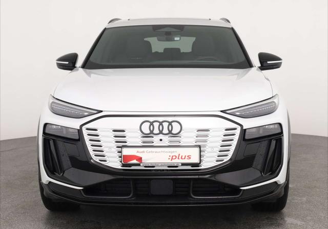 Audi SQ6 e-tron 1 