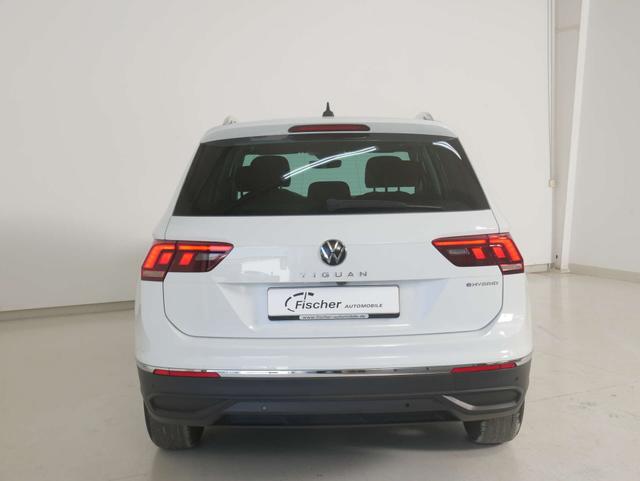 Volkswagen Tiguan 1 1.4 TSI eHybrid Active 