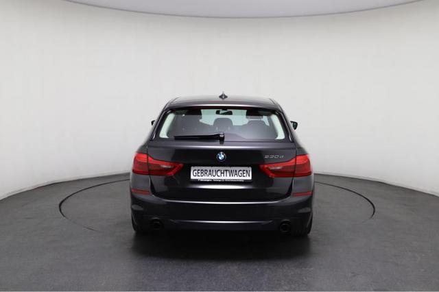 BMW 5er Touring 530d Sport Line *NAVI*HUD*LED*SHZ*Kamera* 