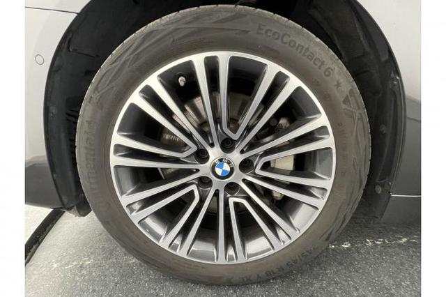 BMW 5er Touring 530d Sport Line *NAVI*HUD*LED*SHZ*Kamera* 