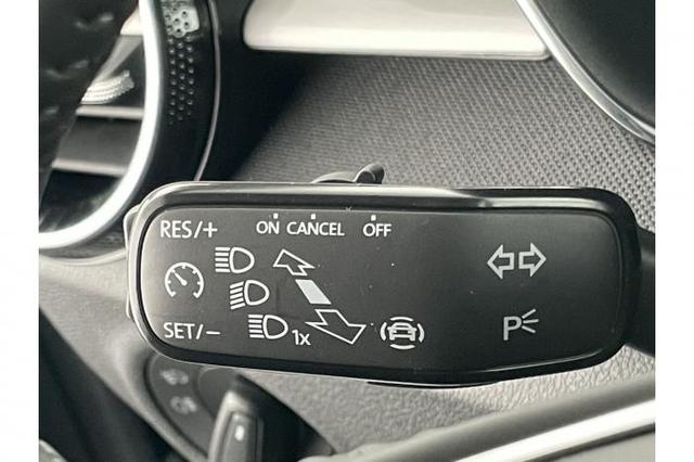 Skoda Fabia Limousine Top Selection 1.0 TSI 70kW (95 PS) 5-Gang Schaltgetriebe 