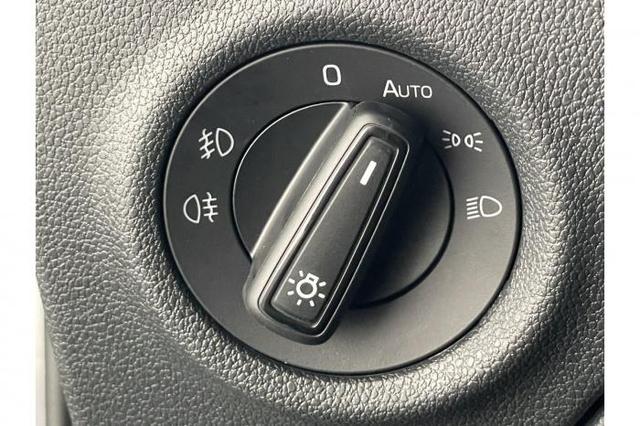 Skoda Fabia Limousine Top Selection 1.0 TSI 70kW (95 PS) 5-Gang Schaltgetriebe 