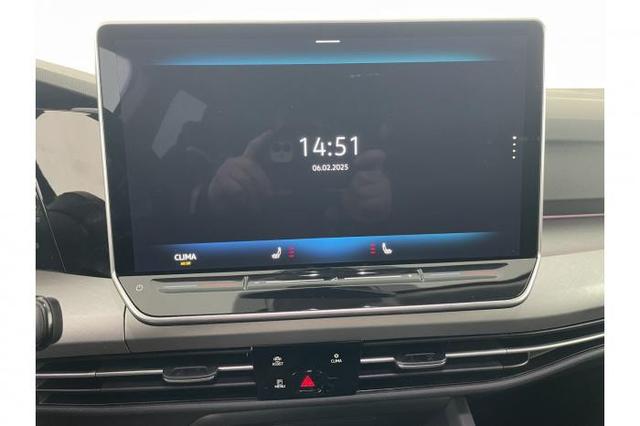 Volkswagen Golf Variant Life Edition 1.5 eTSI 110kW (150 PS) 7-Gang-DSG 