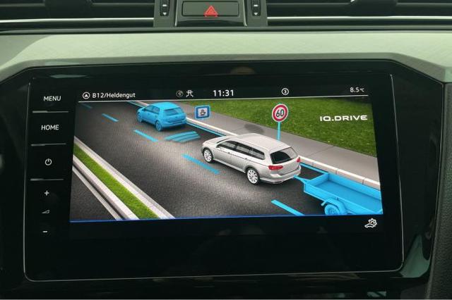 Volkswagen Passat Variant Business 2.0 TDI *AHK*NAVI*ACC*LED*SHZ*Keyless*PDC*Kamera* 