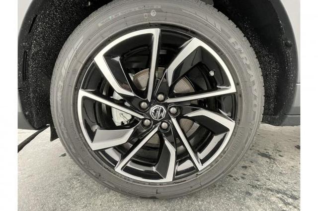 MG ZS Luxury 1.5 DVVT 78 kW (106 PS) 5-Gang Schaltgetriebe 