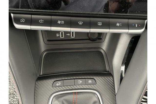 MG ZS Luxury 1.5 DVVT 78 kW (106 PS) 5-Gang Schaltgetriebe 