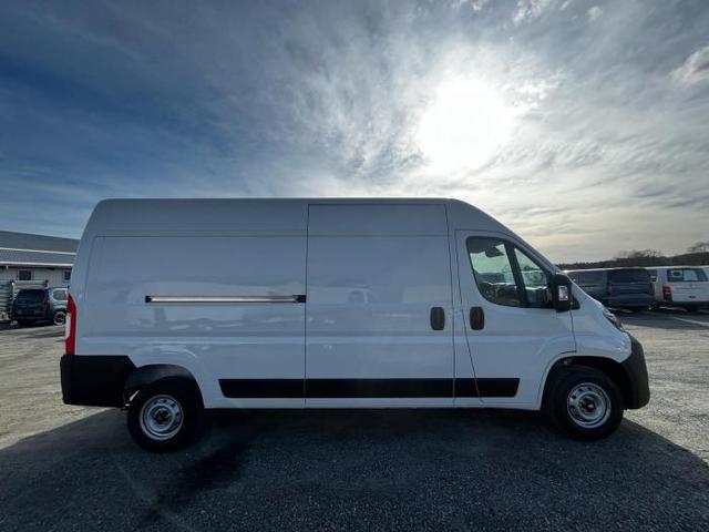 Fiat Ducato Kastenwagen Kasten MY25 35 L3H2 2.0 Multijet 103kW (140 PS) 6-Gang-Schaltgetriebe 