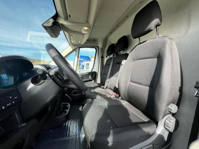 Fiat Ducato Kastenwagen Kasten MY25 35 L3H2 2.0 Multijet 103kW (140 PS) 6-Gang-Schaltgetriebe 