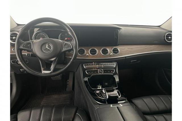 Mercedes-Benz E-Klasse T-Modell Avantgarde E 220 d T *LED*SHZ*PDC*Kamera*Klima*WINTER* 