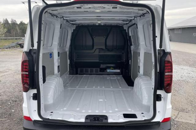 Volkswagen Transporter Kasten kurzer Radstand 2.0 TDI 110kW (150 PS) 8-Gang Automatikgetriebe 