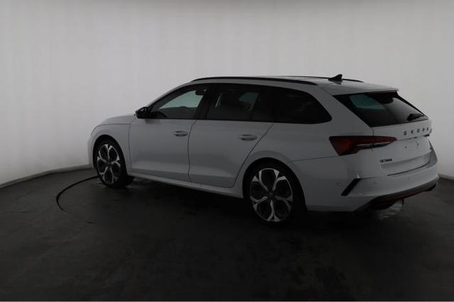 Skoda Octavia Combi RS 2.0 TSI 195kW (265 PS) 7-Gang DSG 