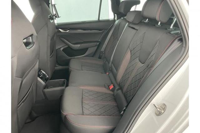 Skoda Octavia Combi RS 2.0 TSI 195kW (265 PS) 7-Gang DSG 