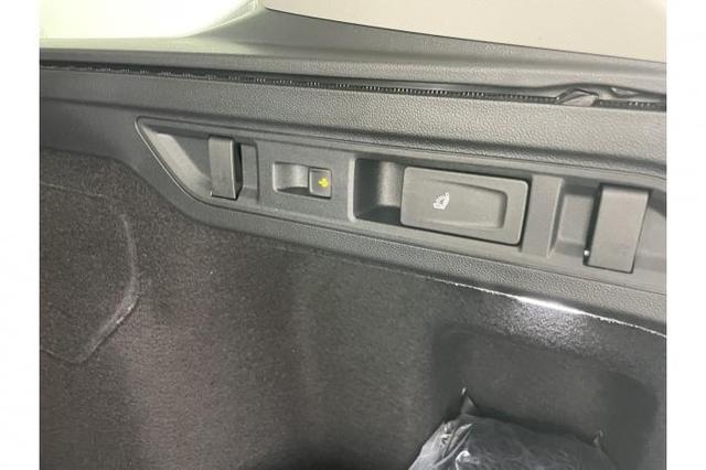 Skoda Superb Combi Top Selection 2.0 TDI 110kW (150 PS) 7-Gang DSG 