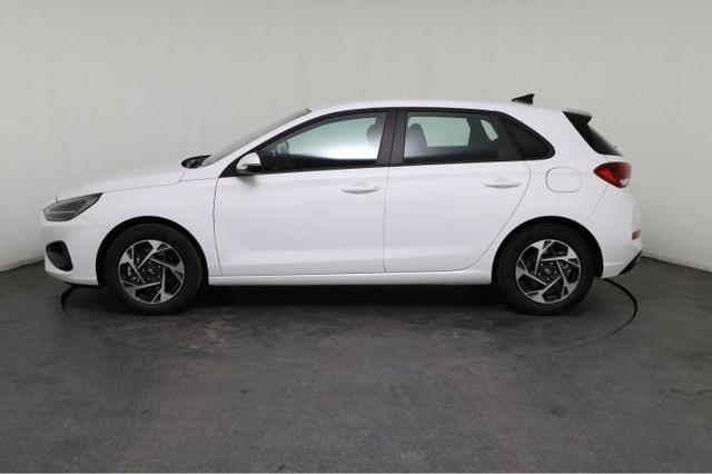 Hyundai i30 GO! 1.0 T-GDi 74kW (100 PS) 6-Gang Schaltgetriebe 
