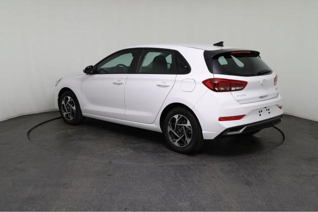 Hyundai i30 GO! 1.0 T-GDi 74kW (100 PS) 6-Gang Schaltgetriebe 