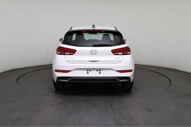 Hyundai i30 GO! 1.0 T-GDi 74kW (100 PS) 6-Gang Schaltgetriebe 