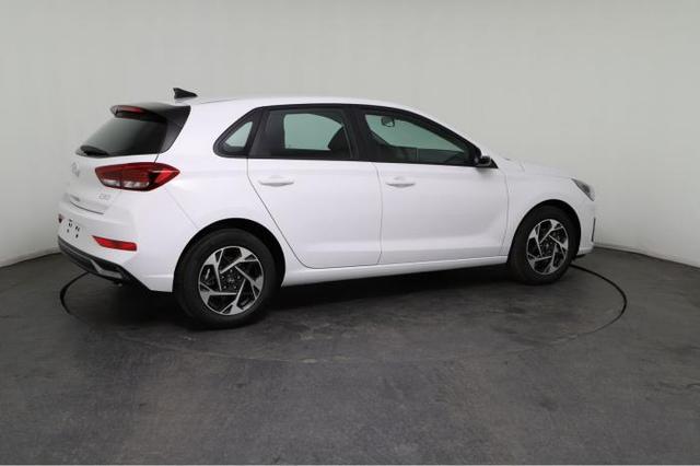 Hyundai i30 GO! 1.0 T-GDi 74kW (100 PS) 6-Gang Schaltgetriebe 