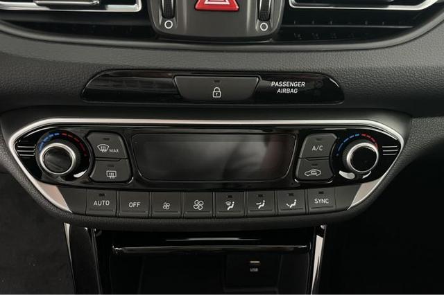 Hyundai i30 GO! 1.0 T-GDi 74kW (100 PS) 6-Gang Schaltgetriebe 