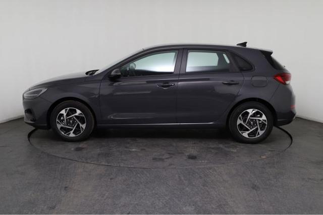 Hyundai i30 GO! 1.0 T-GDi 74kW (100 PS) 6-Gang Schaltgetriebe 