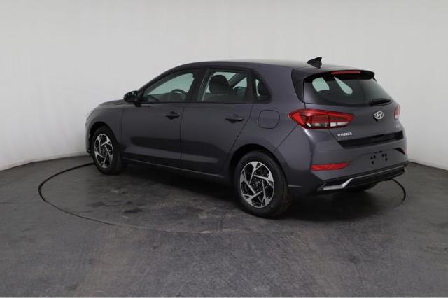 Hyundai i30 GO! 1.0 T-GDi 74kW (100 PS) 6-Gang Schaltgetriebe 