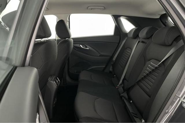Hyundai i30 GO! 1.0 T-GDi 74kW (100 PS) 6-Gang Schaltgetriebe 