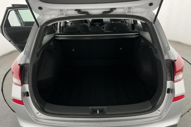Hyundai i30 Kombi Edition 1.0 T-GDI 74 kW (101 PS) 7-Gang DCT 