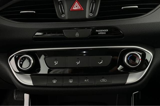 Hyundai i30 Kombi Edition 1.0 T-GDI 74 kW (101 PS) 7-Gang DCT 