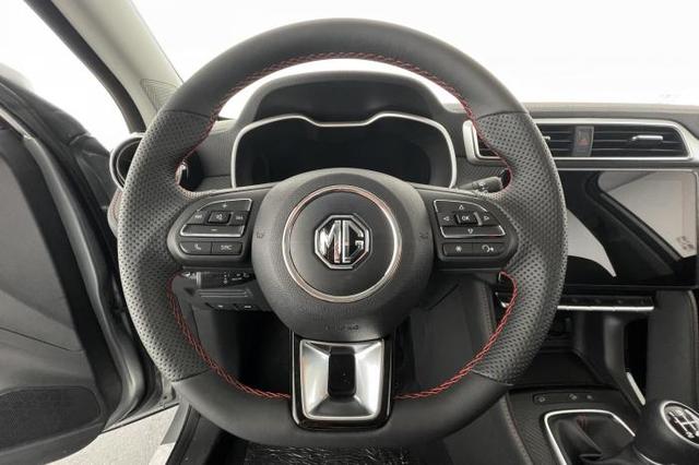MG ZS Luxury 1.5 DVVT 78 kW (106 PS) 5-Gang Schaltgetriebe 