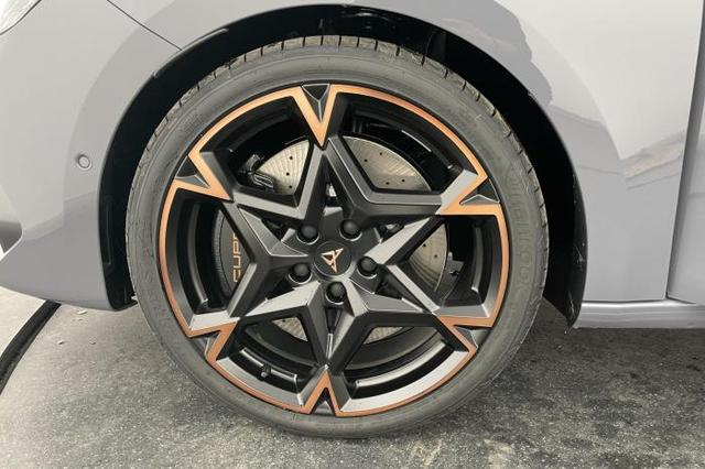 Cupra Leon Sportstourer VZ 2.0 TSI 4Drive 245kW (333 PS) 7-Gang DSG 