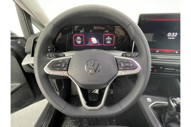 Volkswagen Golf Limousine Life Edition 1.5 TSI 85kW (115 PS) 6-Gang Schaltgetriebe 