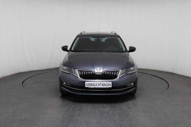 Skoda Octavia Combi 1.8 TSI Style *AHK*NAVI*Leder*LED*SHZ*PDC*Kamera* 