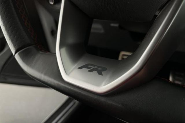 Seat Tarraco FR 2.0 TDI 4Drive *PANO*NAVI*ACC*SHZ*PDC* 