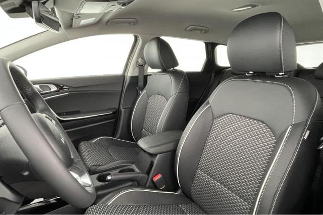 Kia Ceed Sportswagon Gold Plus SW 1.5 T-GDi 103 kW (140 PS) 7-Gang DCT 