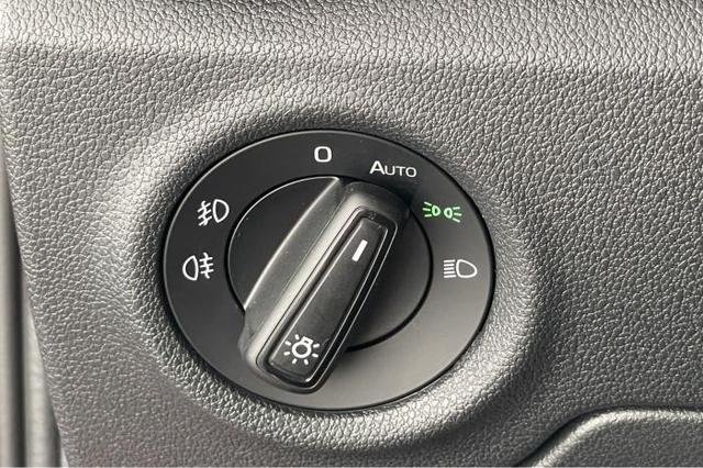 Skoda Fabia Monte Carlo 1.0 TSI *PANO*SPORT*LED*SHZ*Keyless* 