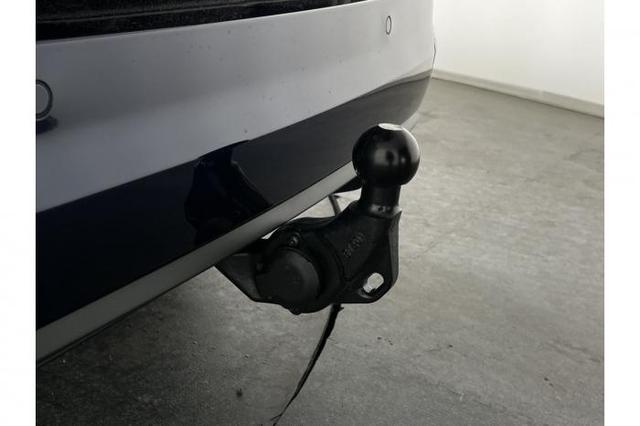 Volkswagen Touran Limited Edition 7-Sitzer 1.5 TSI 110 KW (150 PS) 7-Gang DSG 