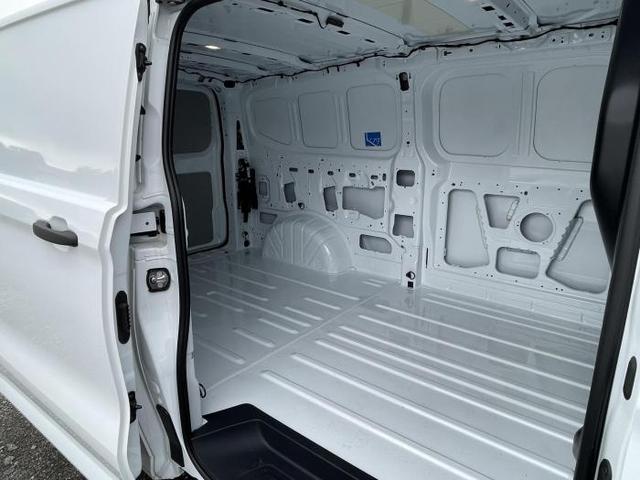 Ford Transit Custom Trend Kasten L2 320 2.0 EcoBlue 100 KW (136 PS) 6-Gang-Schaltgetriebe 