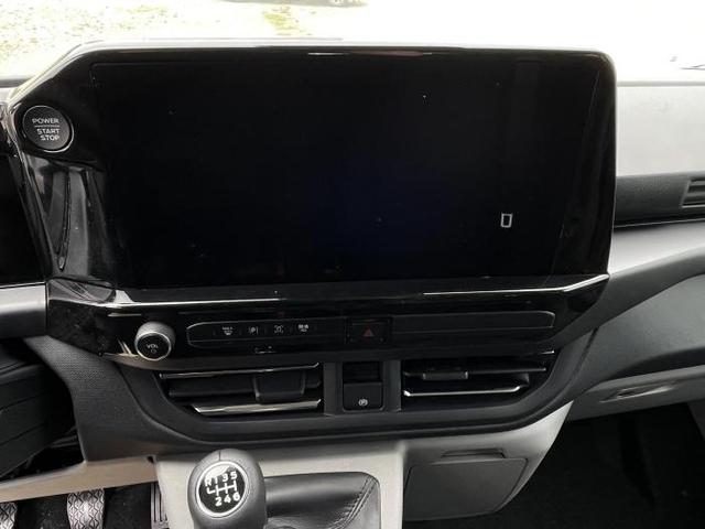 Ford Tourneo Custom Trend L2 9-Sitzer 320 2.0 EcoBlue 100kW (136 PS) 6-Gang Schaltgetriebe 
