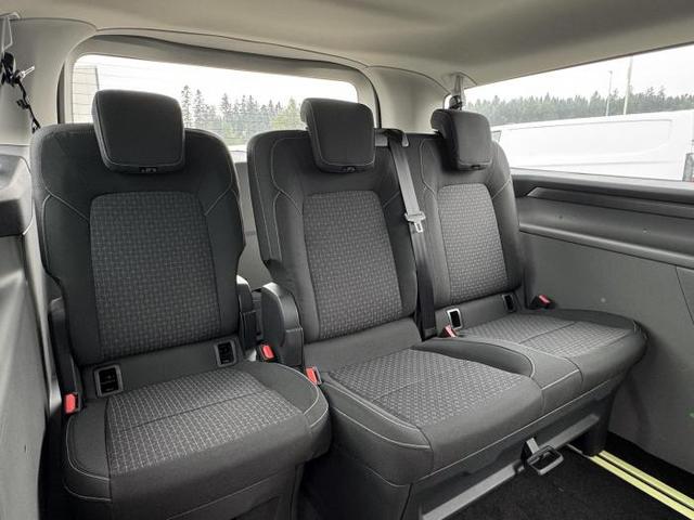Ford Tourneo Custom Trend L2 9-Sitzer 320 2.0 EcoBlue 100kW (136 PS) 6-Gang-Schaltgetriebe 