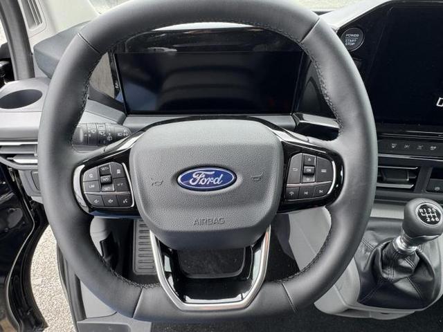 Ford Tourneo Custom Trend L2 9-Sitzer 320 2.0 EcoBlue 100kW (136 PS) 6-Gang-Schaltgetriebe 