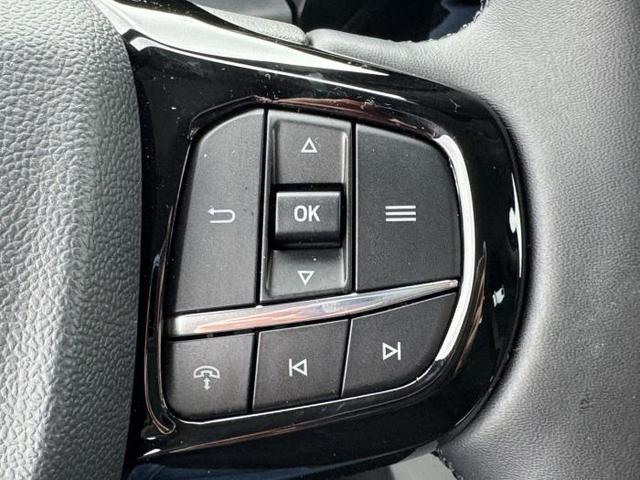 Ford Tourneo Custom Trend L2 9-Sitzer 320 2.0 EcoBlue 100kW (136 PS) 6-Gang-Schaltgetriebe 